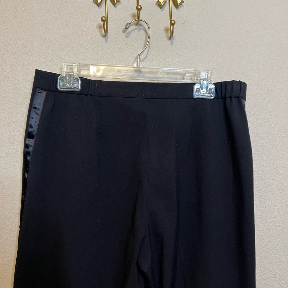 Women’s Ruby Rd. Black Tuxedo Pants with Satin Side Strip. Size 10 - Picture 4 of 5